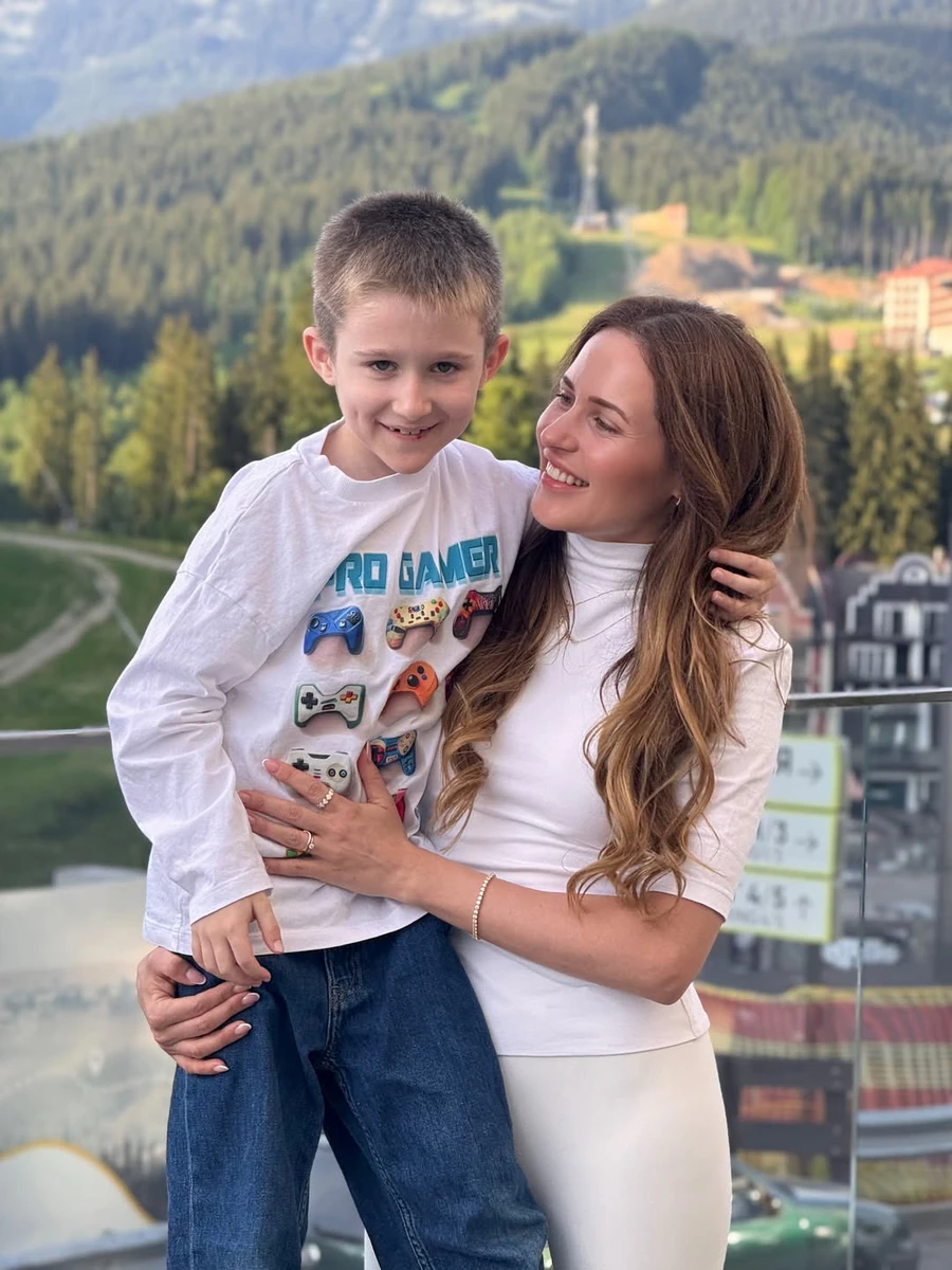 Наталка Денисенко наробила фото з сином у Карпатах