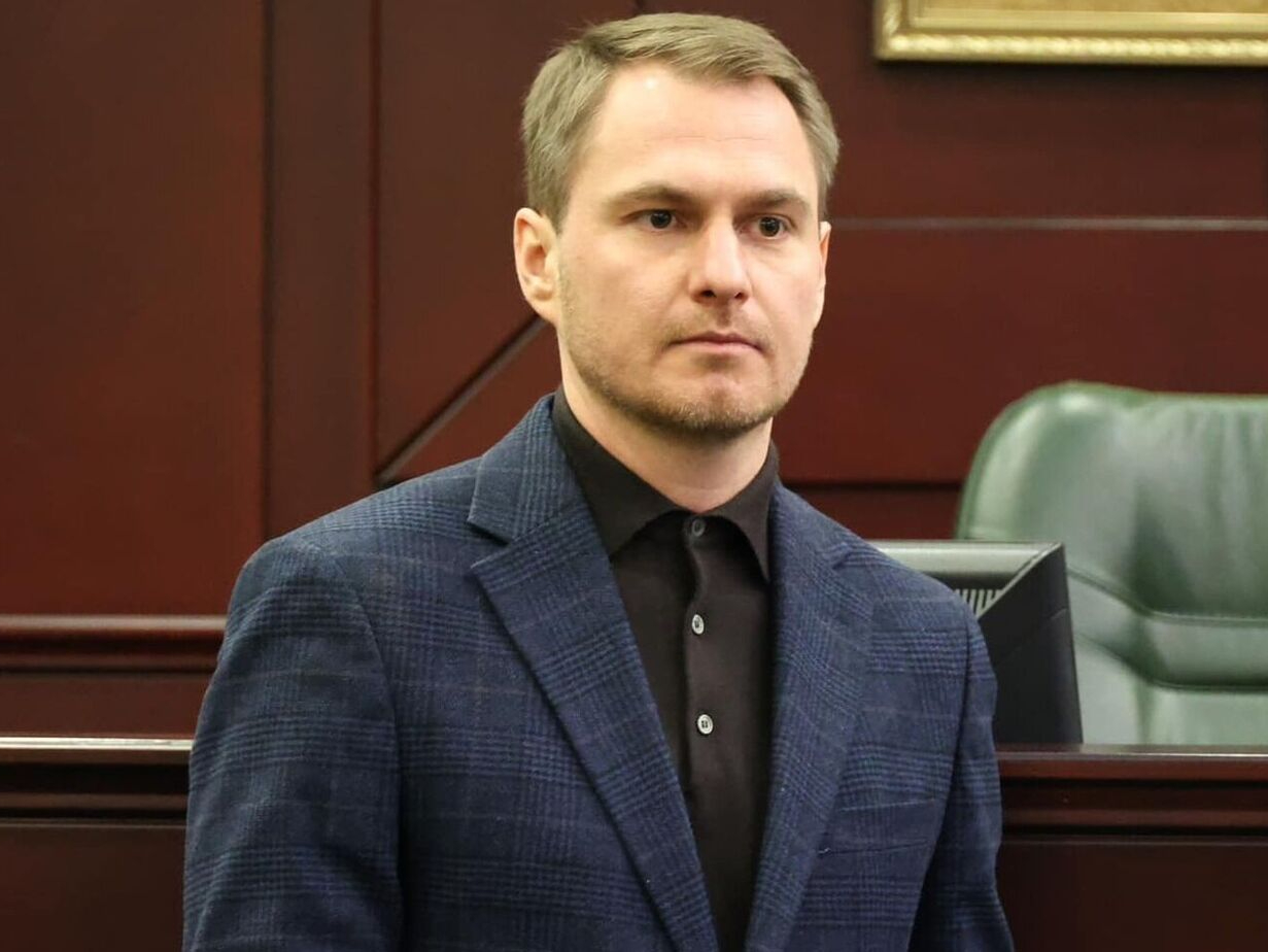 Що відомо про дружину Кравченка та її багатомільйонні доходи