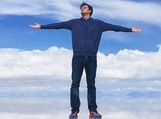 Син Кернеса у мережі хвалиться мандрами від Ісландії до Перу. ФОТО