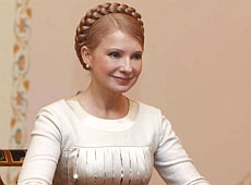 Тимошенко, на відміну від Ющенка, правильно тримає ноги
