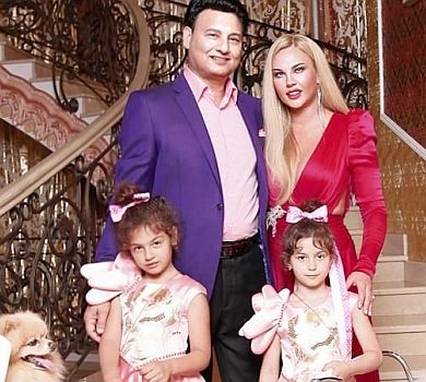 Фотошоп геть: Камалія показала своє нередаговане фото для глянцю