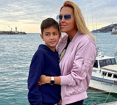 Клочкова пояснила, чому не дозволяє сину спілкуватися з батьком-злочинцем