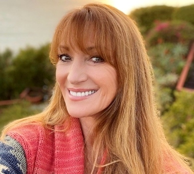 70-річна акторка Джейн Сеймур у купальнику посвітила стрункою фігуркою на пляжі. ФОТО