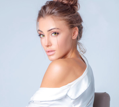 Коли, якщо не зараз?: Міс Україна-2019 Паша поплавала з морськими гігантами. ВІДЕО