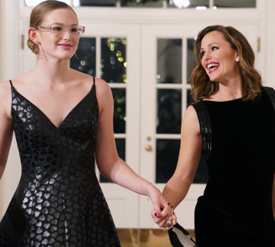 Дженніфер Гарнер зі старшою донькою Аффлека вигуляли розкішні сукні на прийом у Білому домі. ФОТО