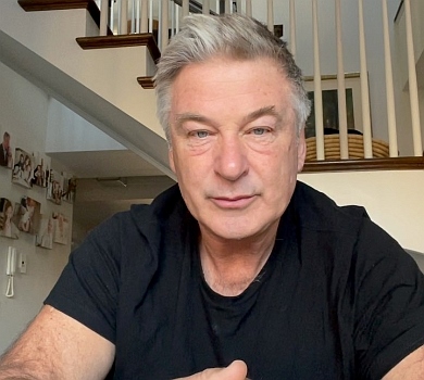 Алек Болдуїн уперше прокоментував загибель Галини Гатчінс: Нема слів, щоби висловити мій шок та смуток