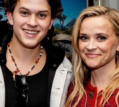 Візерспун та Раян Філліпп помилувалися музичним дебютом спільного сина. ФОТО