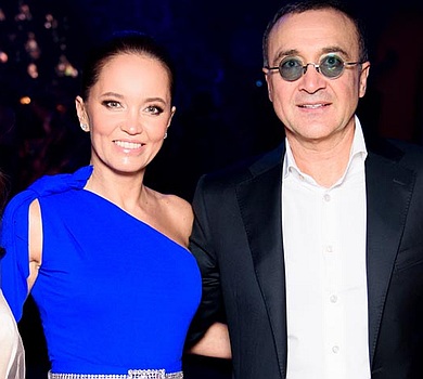 Колір настрою синій: Ніконова, Альонова і Тедеєва покружляли на Віденському балу