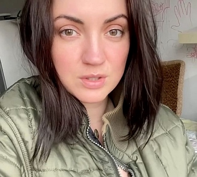 Те, що було домом: Цибульська показала зруйновану оселю батьків у Ірпені