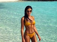 Дімопулос на Мальдівах влаштувала парад купальників. ФОТО