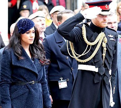 Ображені Гаррі та Меган вважають, що на королеву тиснуть - джерела