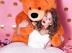 Брежнєва ліпить зірку з 14-річної доньки? ФОТО 