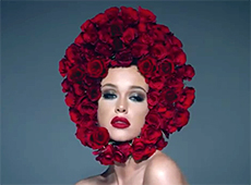 Яремчук уявила себе квіткою кохання. ФОТО