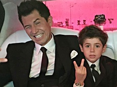 Джеджула відгуляв весілля в компанії сина та екс-дружини. ФОТО