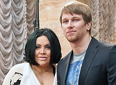 Байрак показала обручку та розповіла про весілля 