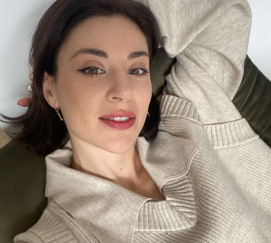 Hello, my name is princess: Бевза показала, як 4-річна донька бавиться з її прикрасою. ВІДЕО  