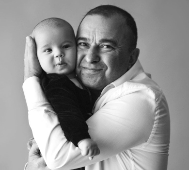 Віктор Павлік про батьківство в 55 років: Усвідомлюю кожен день, проведений із сином
