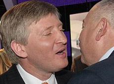 Син Януковича за рік збагатів, але Ахметов знову всіх обставив