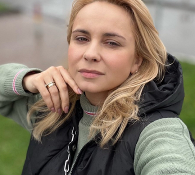 Буде тобі, враже: Ребрик показала, як стріляє. ВІДЕО