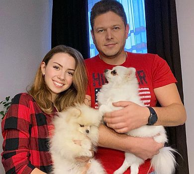 Настя з Уханя Зінченко про 20 років різниці з нареченим: Наші думки – як одне ціле