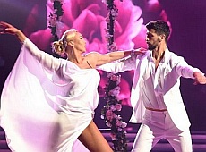 Камалія скинула 5 кіло на танцях та розказала, як плаче через коментарі 