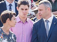 Кличко на параді засвітив дорослих синів. ФОТО