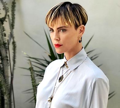 Мені не соромно: Шарліз Терон пригадала деталі фатальної ночі, коли її мати вбила її батька