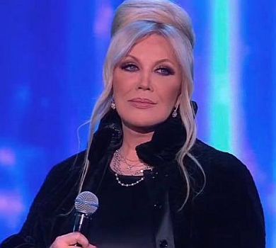 Я - з росією: Повалій намолола маячні про зомбовану Україну, нацизм та історичну місію путіна