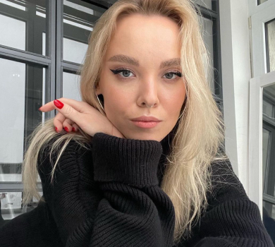 Займає 15 хвилин: ексдружина Цимбалюка показала, чим підвищує настрій після обстрілів