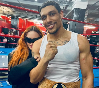 Мадонна закрутила роман із 29-річним тренером власного сина