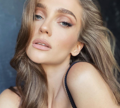 Модель Кандиба розповіла, як і де народжувала, та назвала 5 продуктів з щоденного раціону