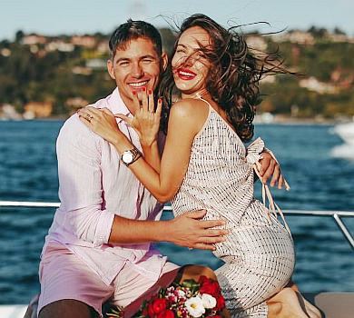 Весілля не буде: хворі на коронавірус Остапчук та нотаріуска лишилися без свята