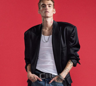 23-річний син Кроуфорд у шкірі зухвало попозував для глянцю. ФОТО