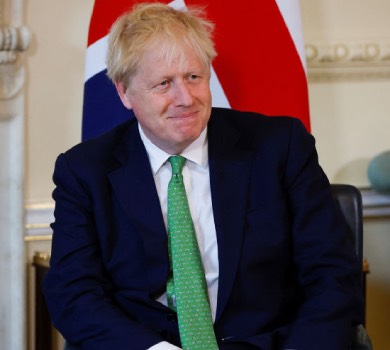 Джонсонюк Борис танки гриз, як барбарис: в мережі віруситься новий хіт від авторів Вова, їб*ш їх. ВІДЕО