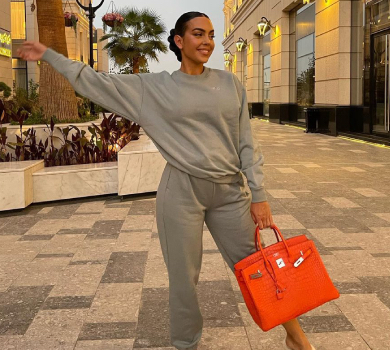 Наречена Роналду на спортивному посвітила животом та показала рутину з його дітьми