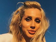 Лобода стала мамою вдруге