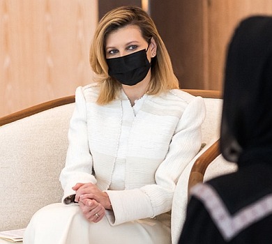 Перша леді у костюмі від Літковської зустрілася з шейхою Катару