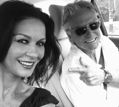 Маленьке шоу: 78-річний Дуглас пояснив, чому мусить демонструвати прутня Зеті-Джонс 