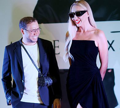 Полякова з Андре Таном створили чорно-золотий негламур для королев