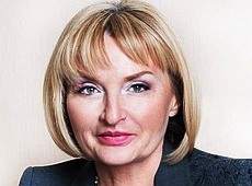 Жінка Луценка та її незабутнє пальто: в мережі сміються з казусу в гардеробі