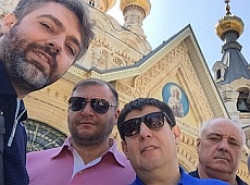 Добкін звозив похресника на Святу землю. ФОТО 