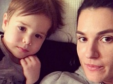 Єфросиніна показала важливі бесіди з сином та себе 25-річну. ВІДЕО