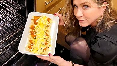 Thanksgiving Day: Обами до свята показали дорослих доньок, а Аністон - й*бане куховарство