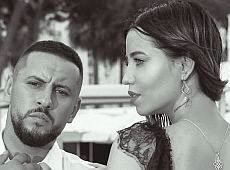 Монатік задер шлейф голоногій Дорофеєвій і підмочив валізу. ФОТО 