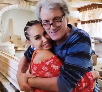 Як в кіно: дочка Ющенка поділилася довоєнними спогадами з дітьми та батьком. ВІДЕО