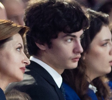 Як син Порошенка в Лондоні під російський реп відривався. ВІДЕО