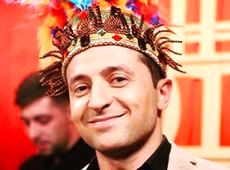 Зеленський коло ялинки оголосив, що таки йде у президенти