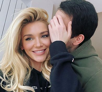 У радника Зеленського роман з екс-ВІА Грою Мішею Романовою