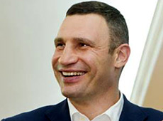 Кличко зустрів своє 45-річчя у дитячому таборі