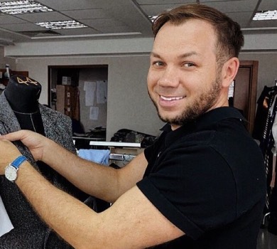 Жилети, балаклави та спальні мішки: Андре Тан розповів, скільки речей виготовили для ЗСУ